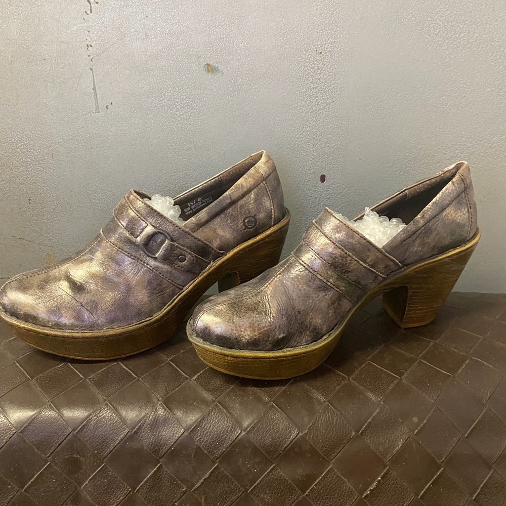Born Metallic Lavender Platform Clog Heels